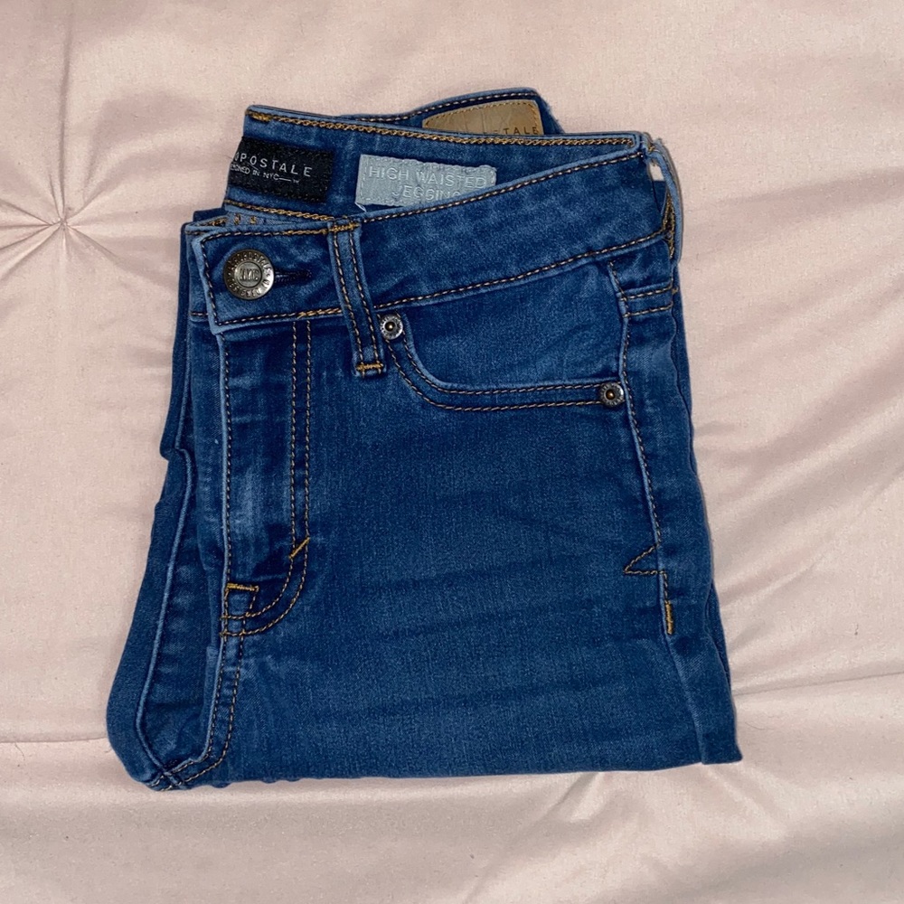 Aeropostale High Waisted Jeans